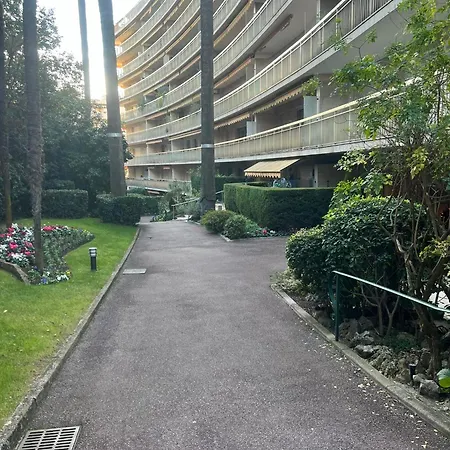 Chic 47m2, 2 Rooms, Ground Floor, Patio, 280m Croisette