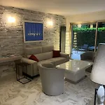 Chic 47m2, 2 Rooms, Ground Floor, Patio, 280m Croisette * Cannes
